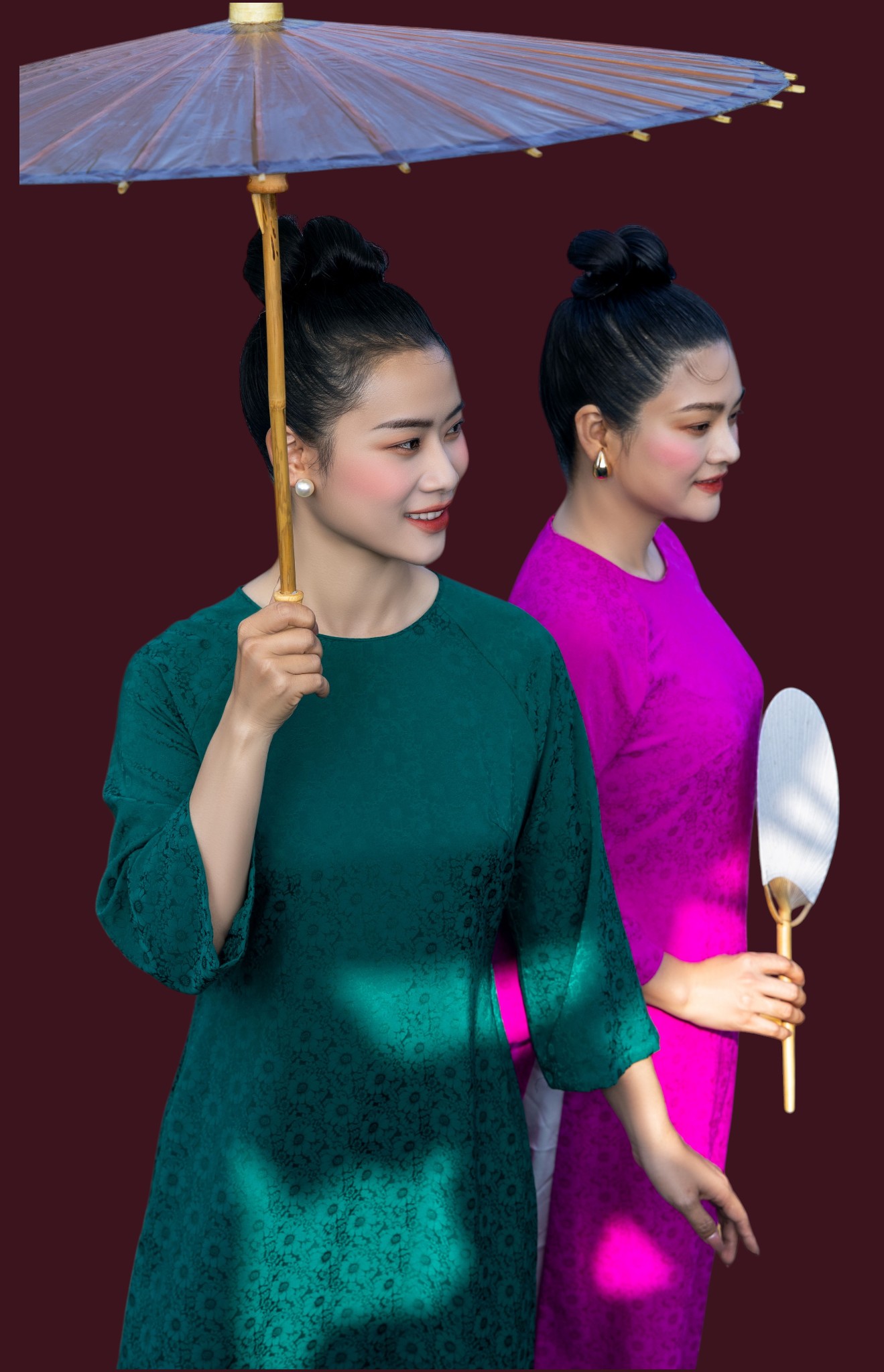 SẮC HOA TRÊN LỤA